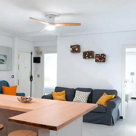 Riverside In Triana Apartment
